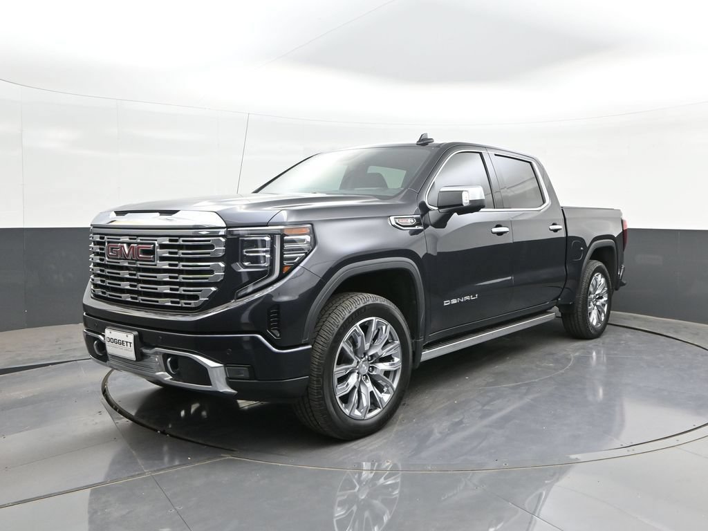 Used 2022 GMC Sierra 1500 Denali w/ Denali Reserve Package AWD/4WD image 1