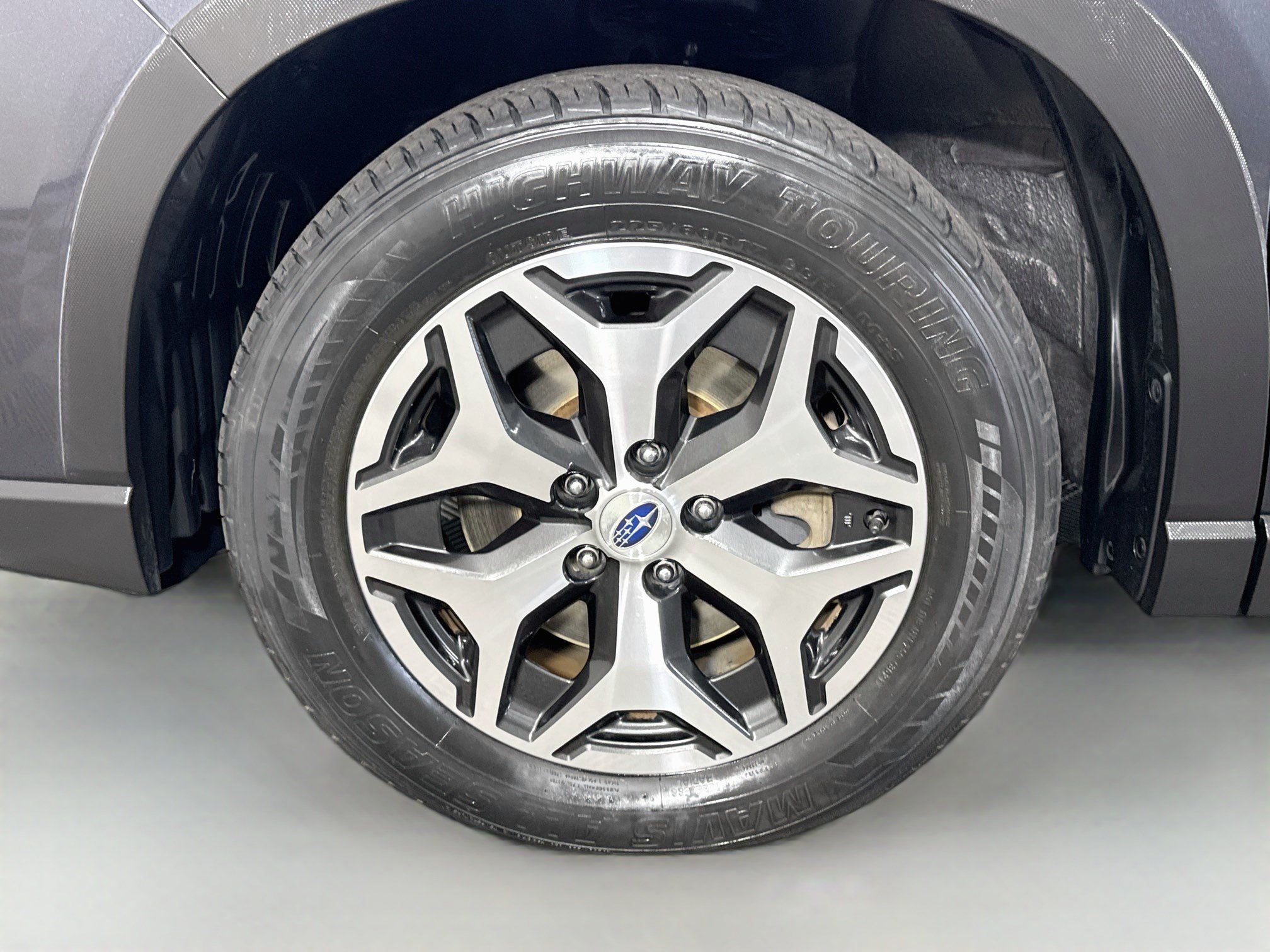 Used 2019 Subaru Forester Premium AWD/4WD image 38