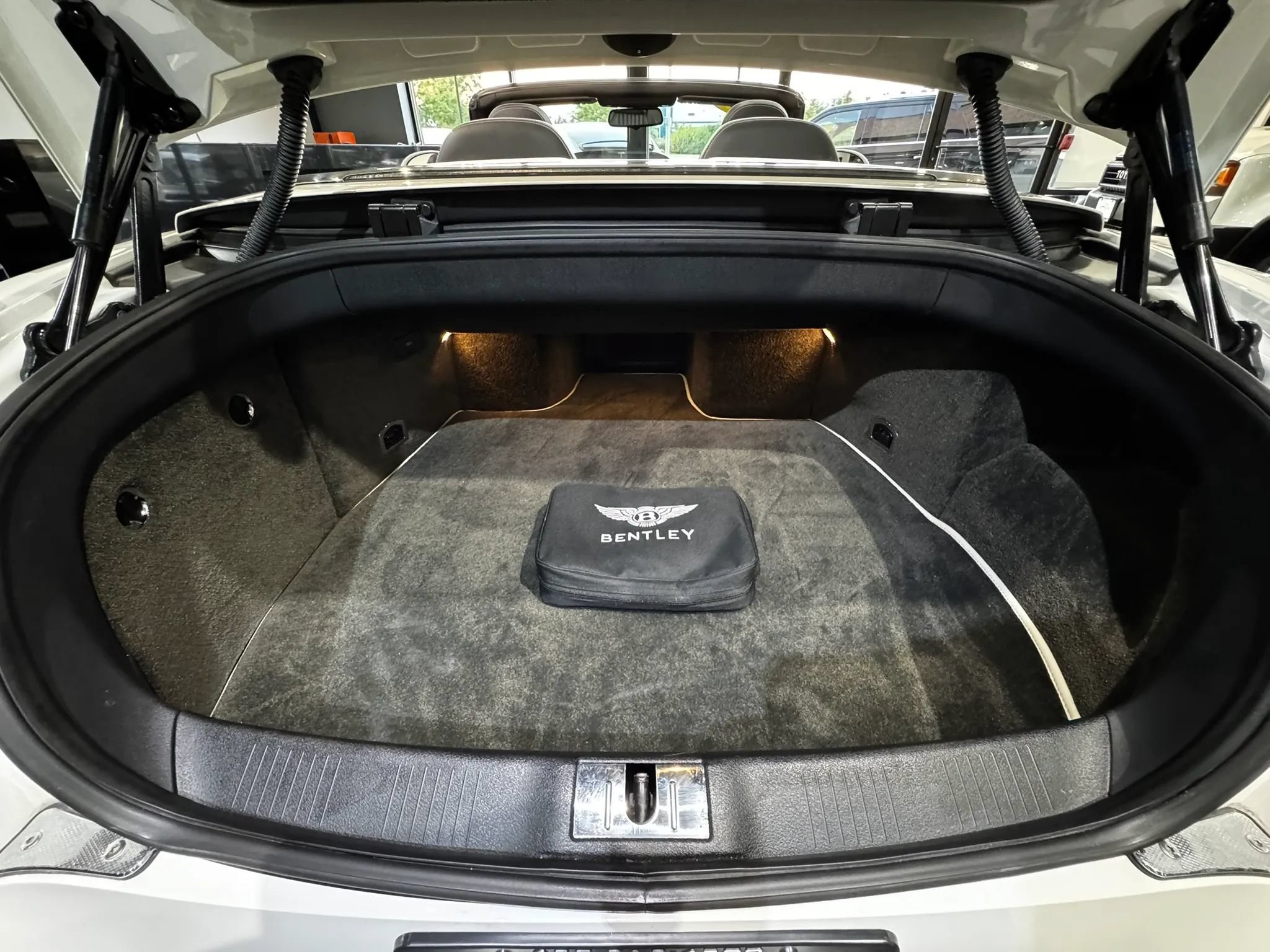 Used 2017 Bentley Continental GT AWD/4WD image 38