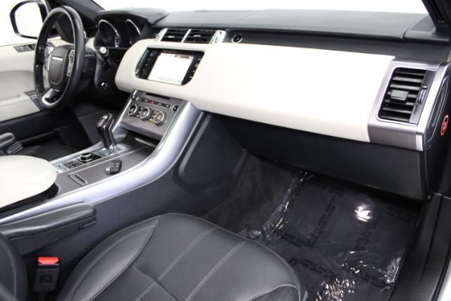 Used 2015 Land Rover Range Rover Sport HSE AWD/4WD image 25