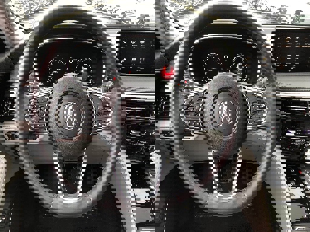 Used 2023 Acura MDX SH-AWD w/ Advance Package image 18