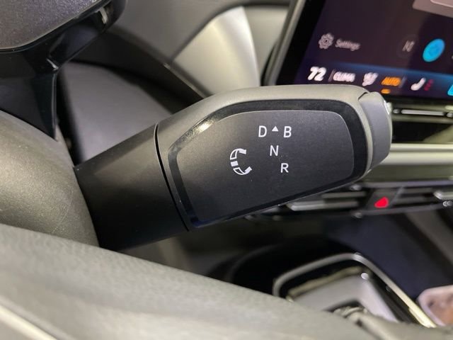 New 2025 Volkswagen ID.4 Pro image 18