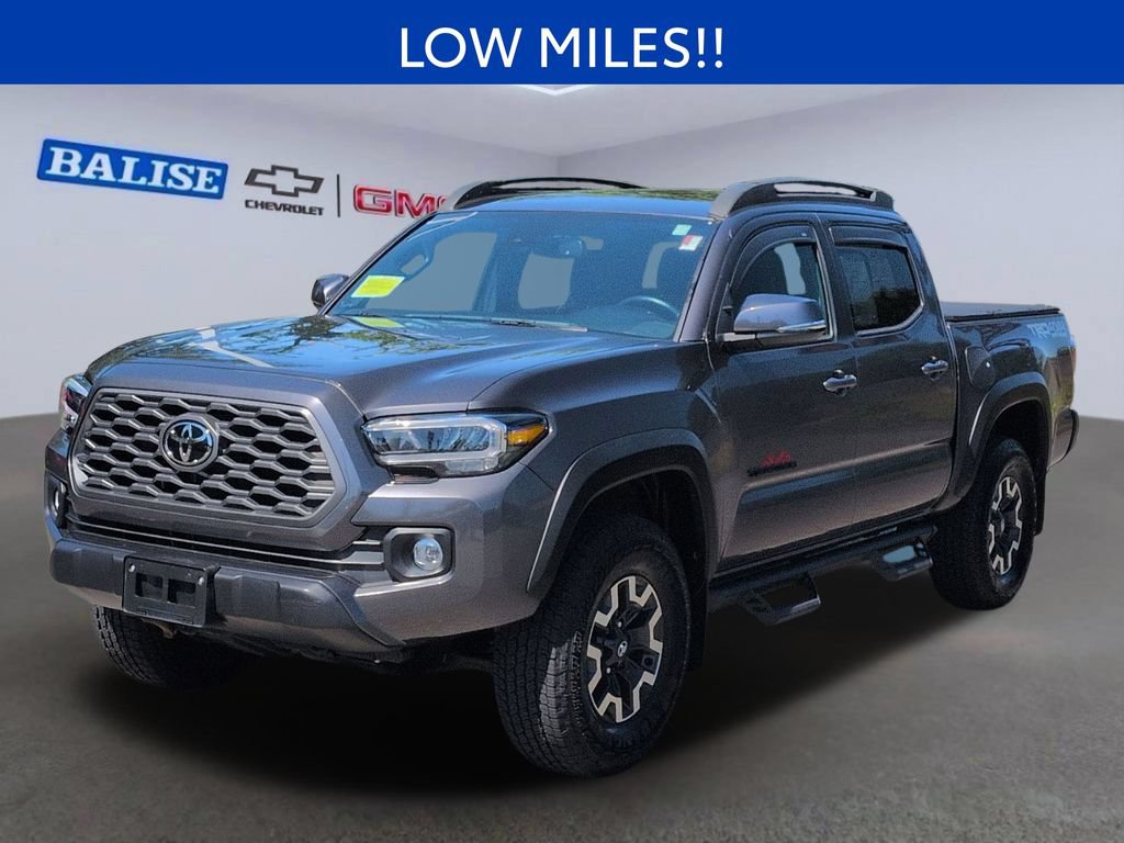 Used 2023 Toyota Tacoma TRD Off-Road AWD/4WD image 8