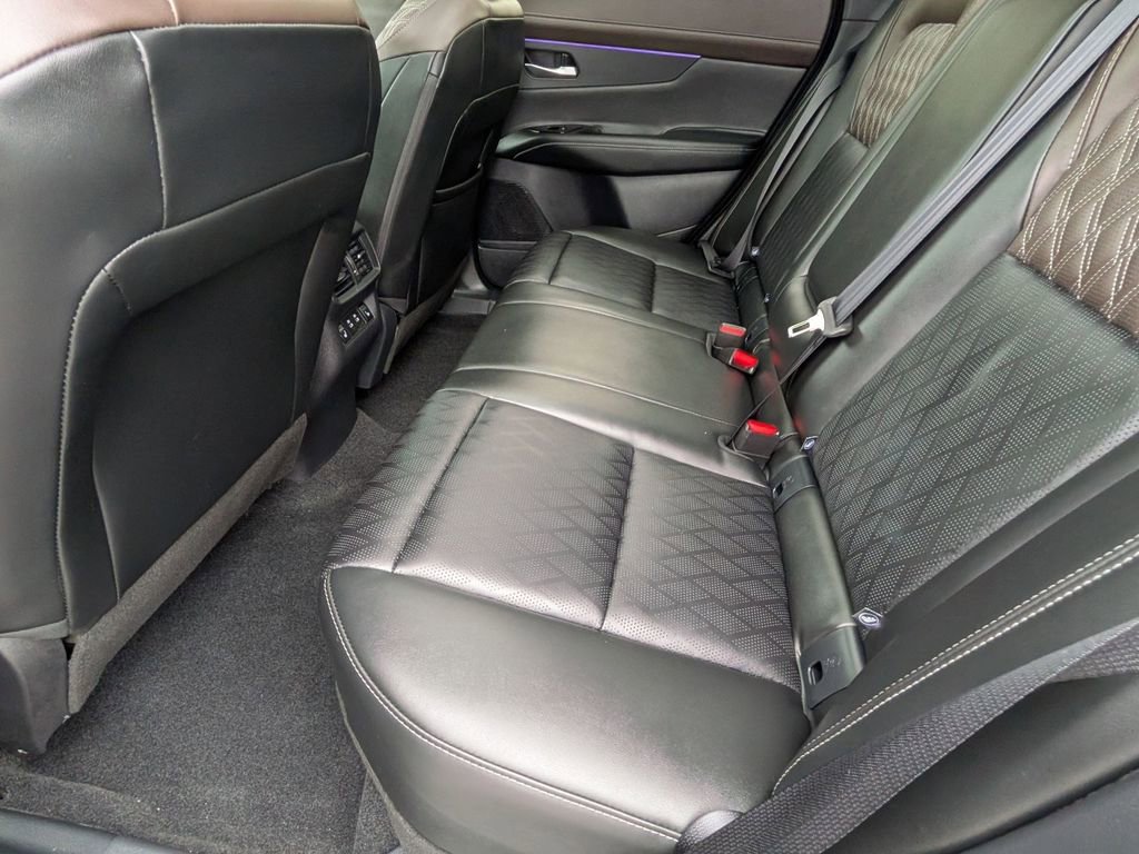 Used 2026 Nissan Murano Platinum AWD/4WD image 16