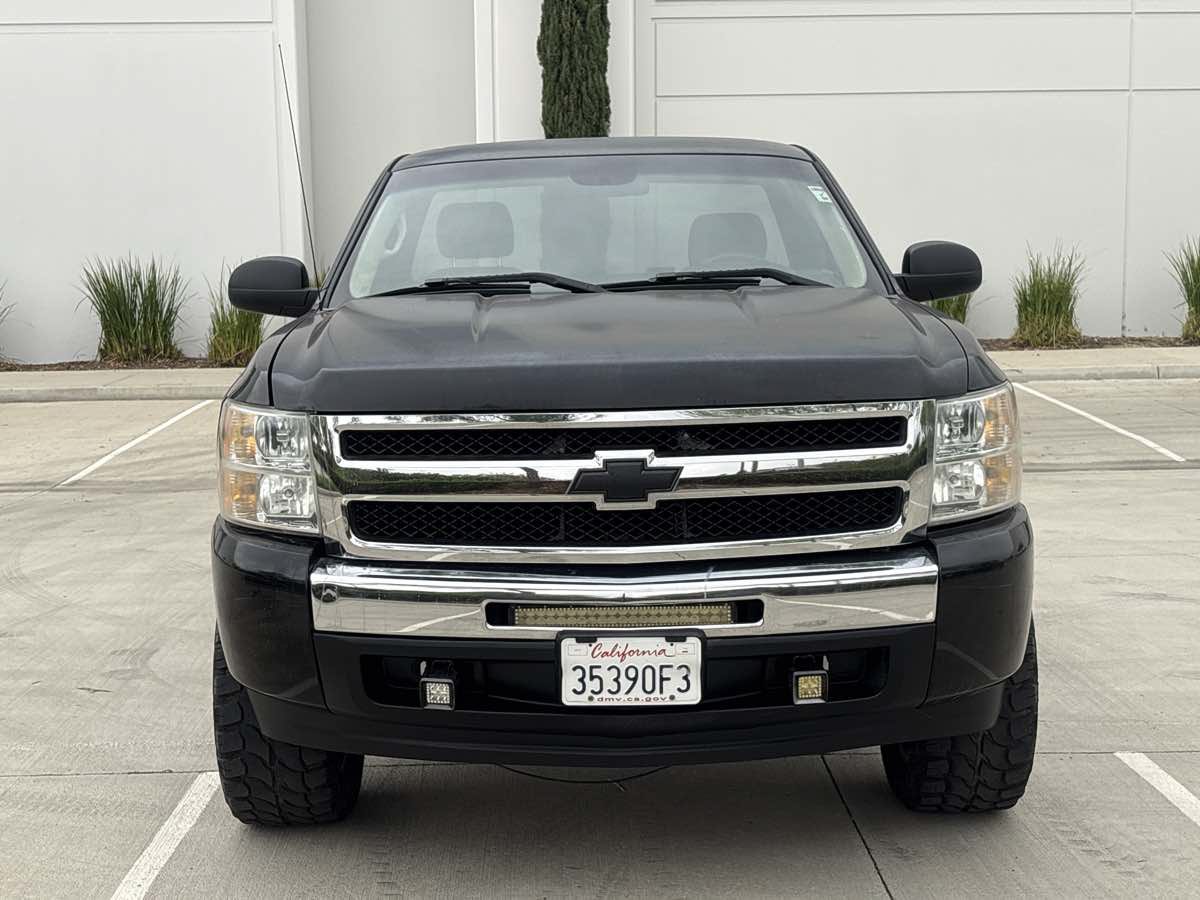 Used 2011 Chevrolet Silverado 1500 W/T w/ LS Package RWD image 7