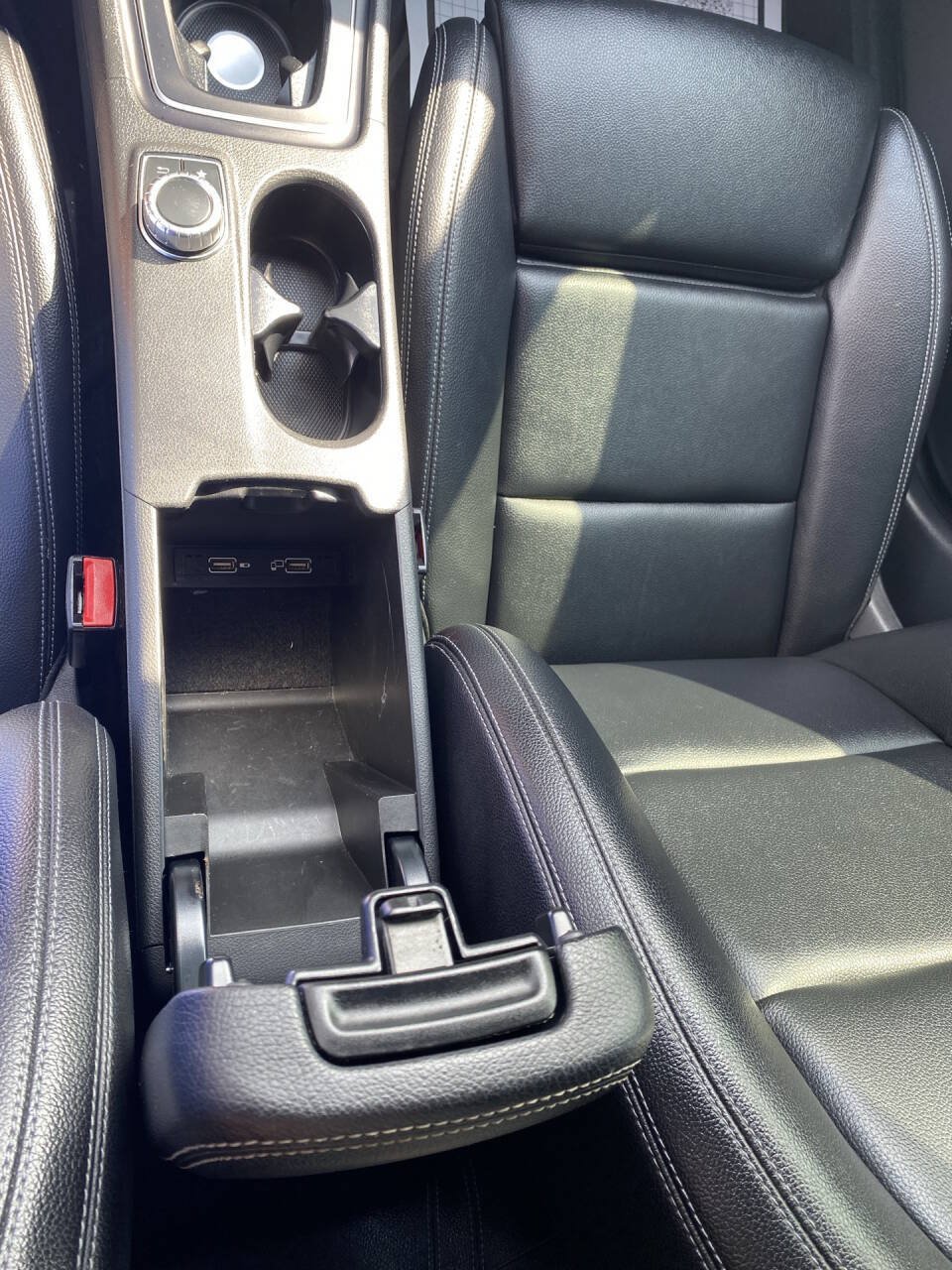 Used 2019 Mercedes-Benz CLA 250 4MATIC image 12