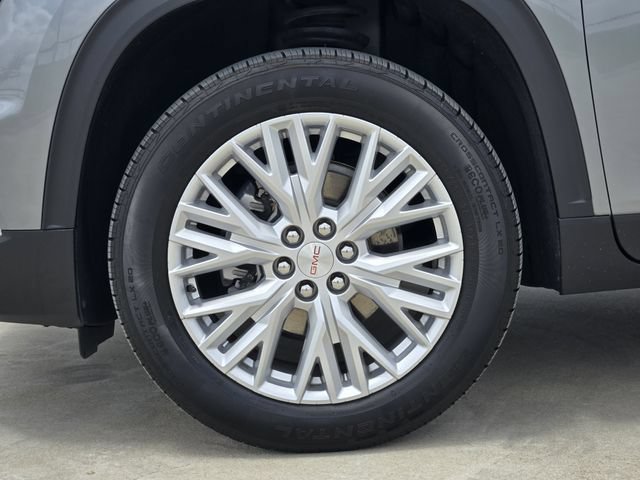 Used 2026 GMC Acadia Elevation w/ Elevation Premium Package FWD image 11