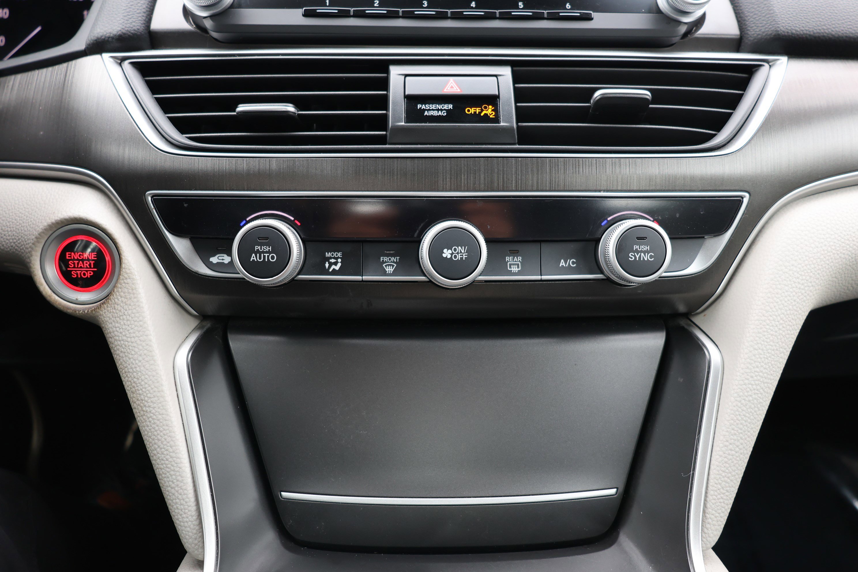 Used 2018 Honda Accord LX image 16