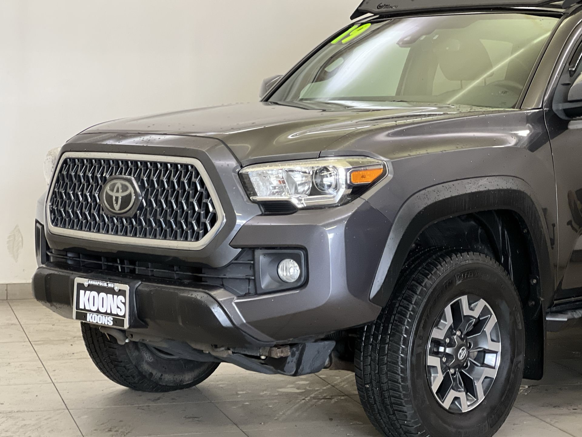 Used 2019 Toyota Tacoma TRD Off-Road AWD/4WD image 27