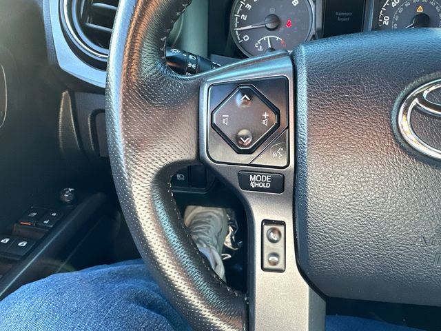 Certified 2019 Toyota Tacoma TRD Sport w/ Technology Package AWD/4WD image 32