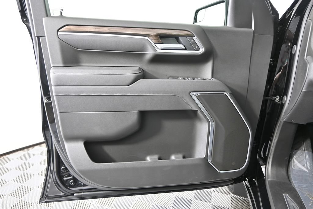 New 2026 Chevrolet Silverado 1500 LT AWD/4WD image 18