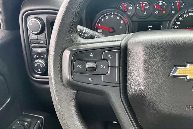 Used 2023 Chevrolet Silverado 1500 Custom AWD/4WD image 12