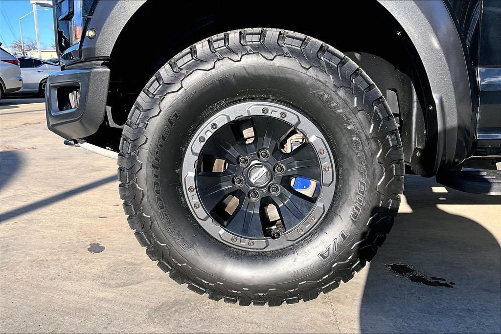 Used 2018 Ford F150 Raptor w/ Equipment Group 802A Luxury AWD/4WD image 8