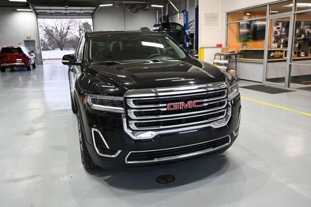 Used 2021 GMC Acadia SLE w/ Driver Convenience Package FWD image 3