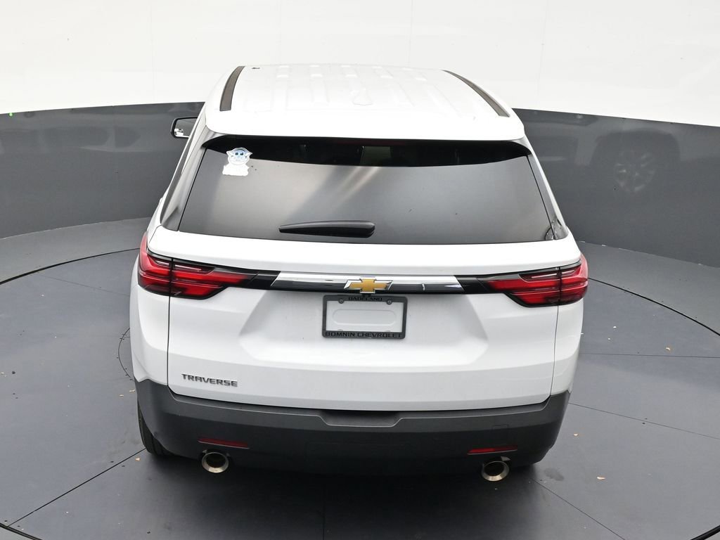 Used 2023 Chevrolet Traverse LS FWD image 15