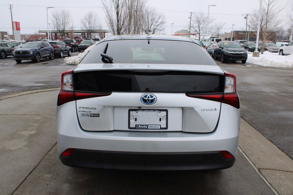 Used 2020 Toyota Prius LE image 8