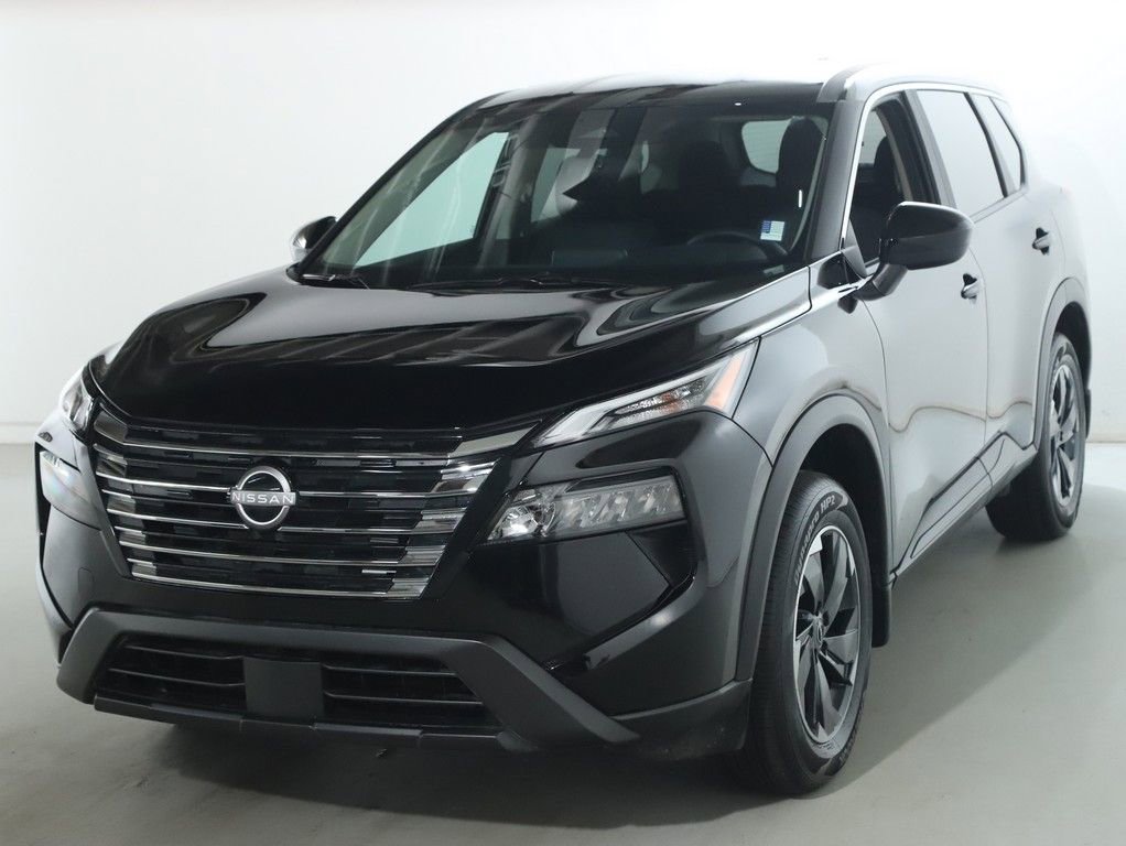 Certified 2026 Nissan Rogue SV image 4