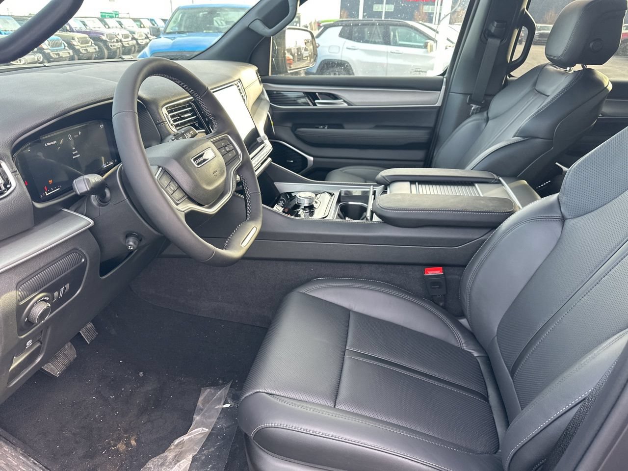 New 2026 Jeep Grand Wagoneer Limited w/ Premium Group II AWD/4WD image 9