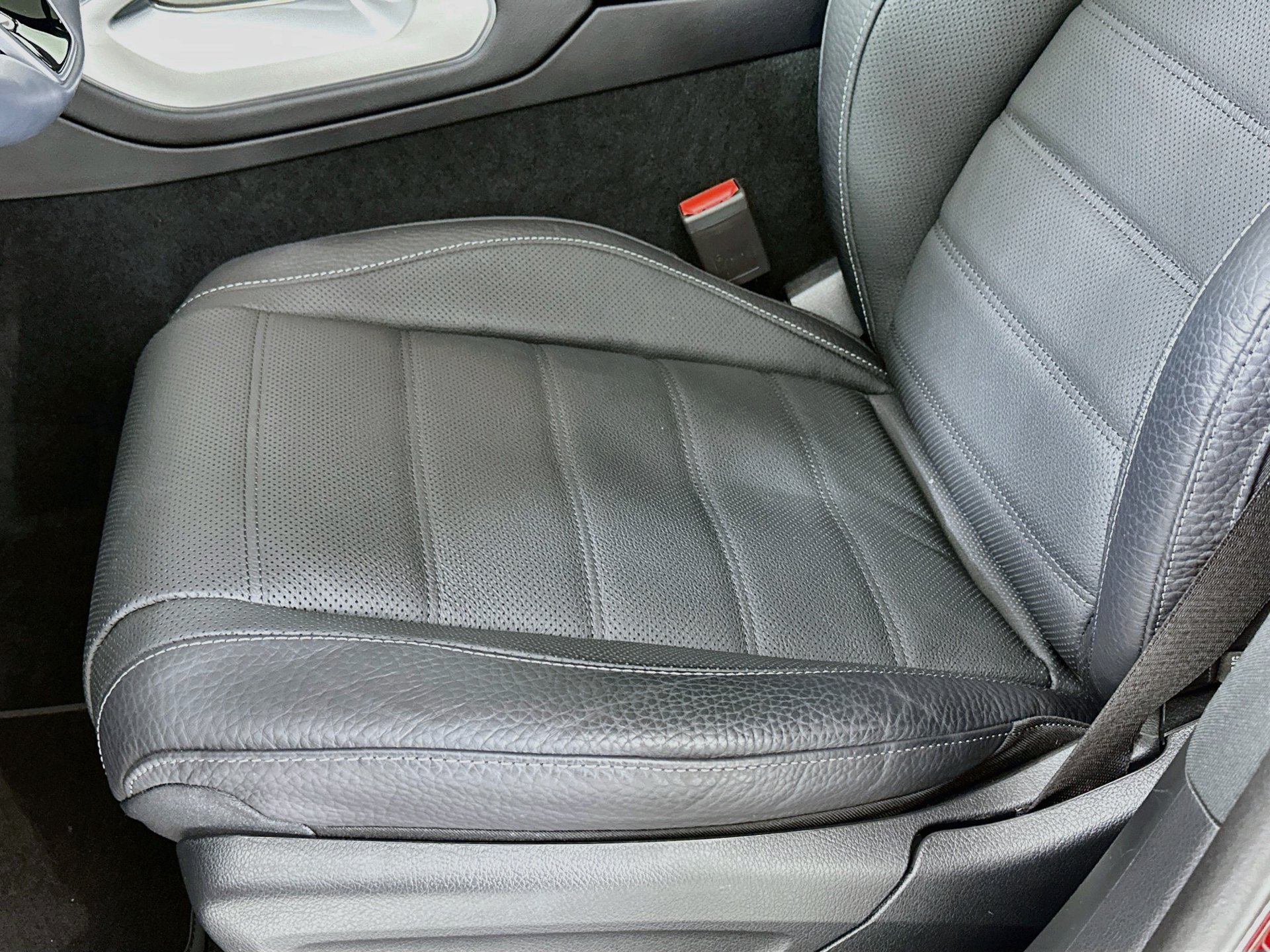 Certified 2025 Mercedes-Benz GLE 350 4MATIC image 21