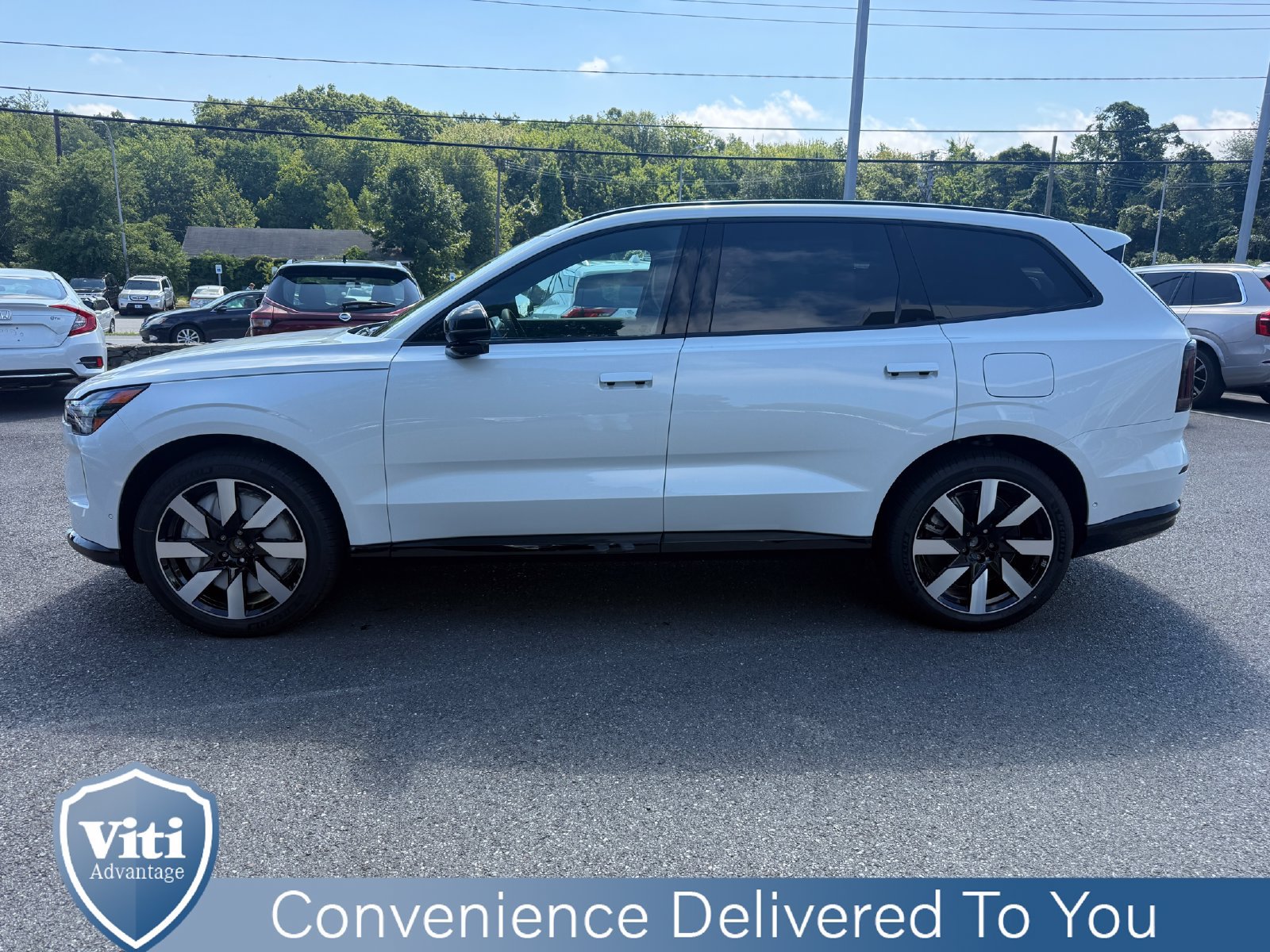 New 2026 Volvo EX90 Plus AWD/4WD image 5