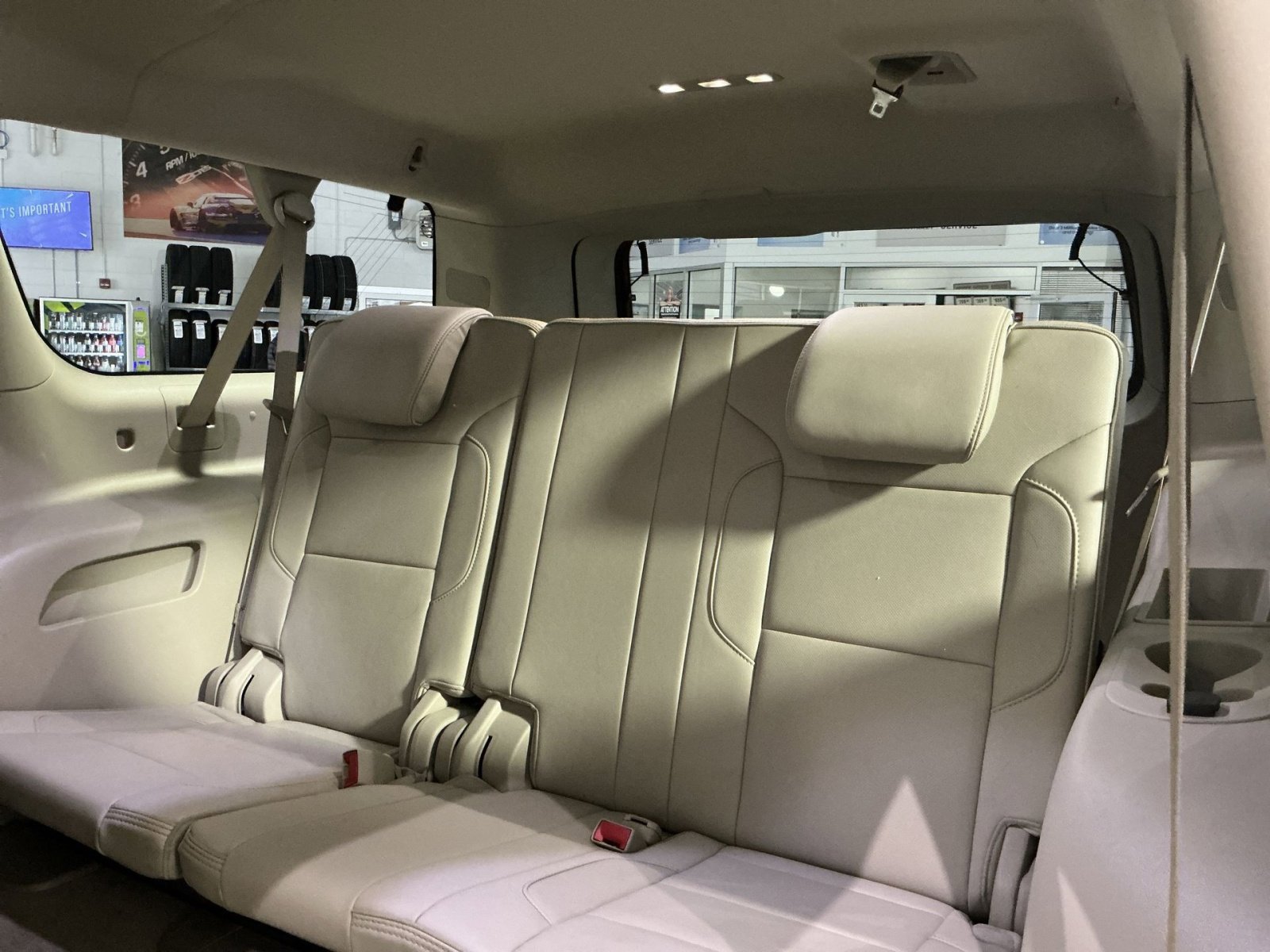 Used 2019 GMC Yukon XL Denali w/ Denali Ultimate Package image 32