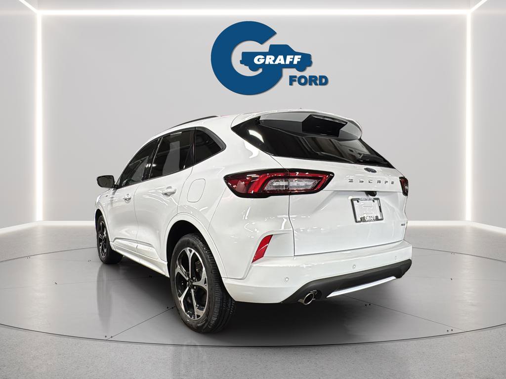 Used 2023 Ford Escape ST-Line Select w/ Tech Pack #2 image 3