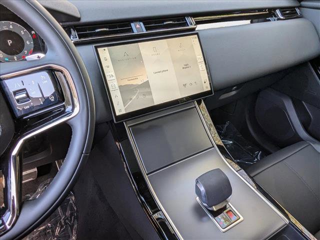 Used 2025 Land Rover Range Rover Velar Dynamic SE image 12