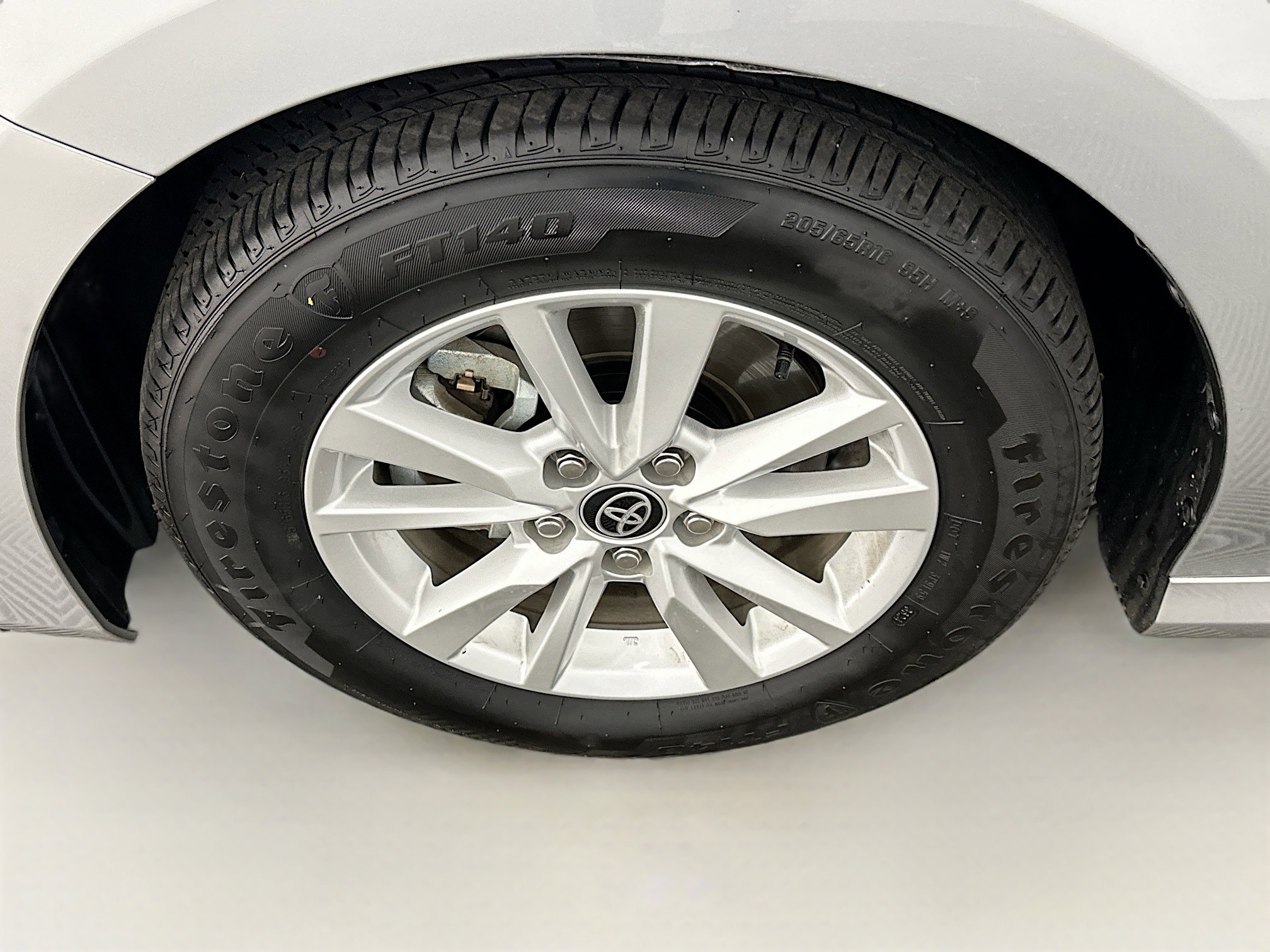 Used 2025 Toyota Camry LE image 11