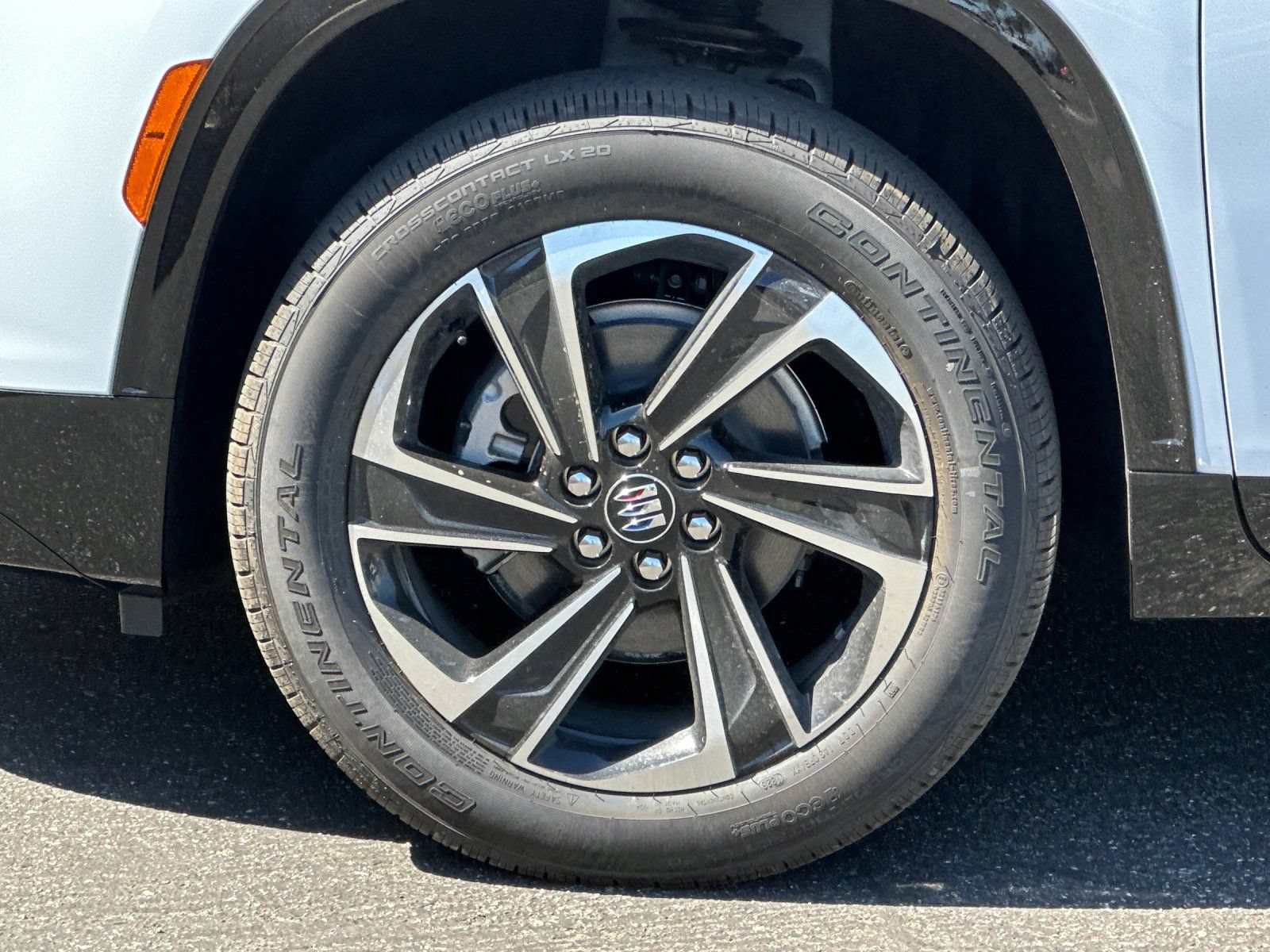 New 2026 Buick Enclave Sport Touring w/ Power Package FWD image 27