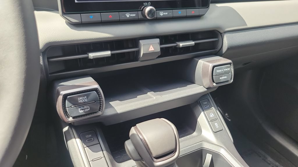 Certified 2026 Toyota RAV4 SE w/ Convenience Package AWD/4WD image 18