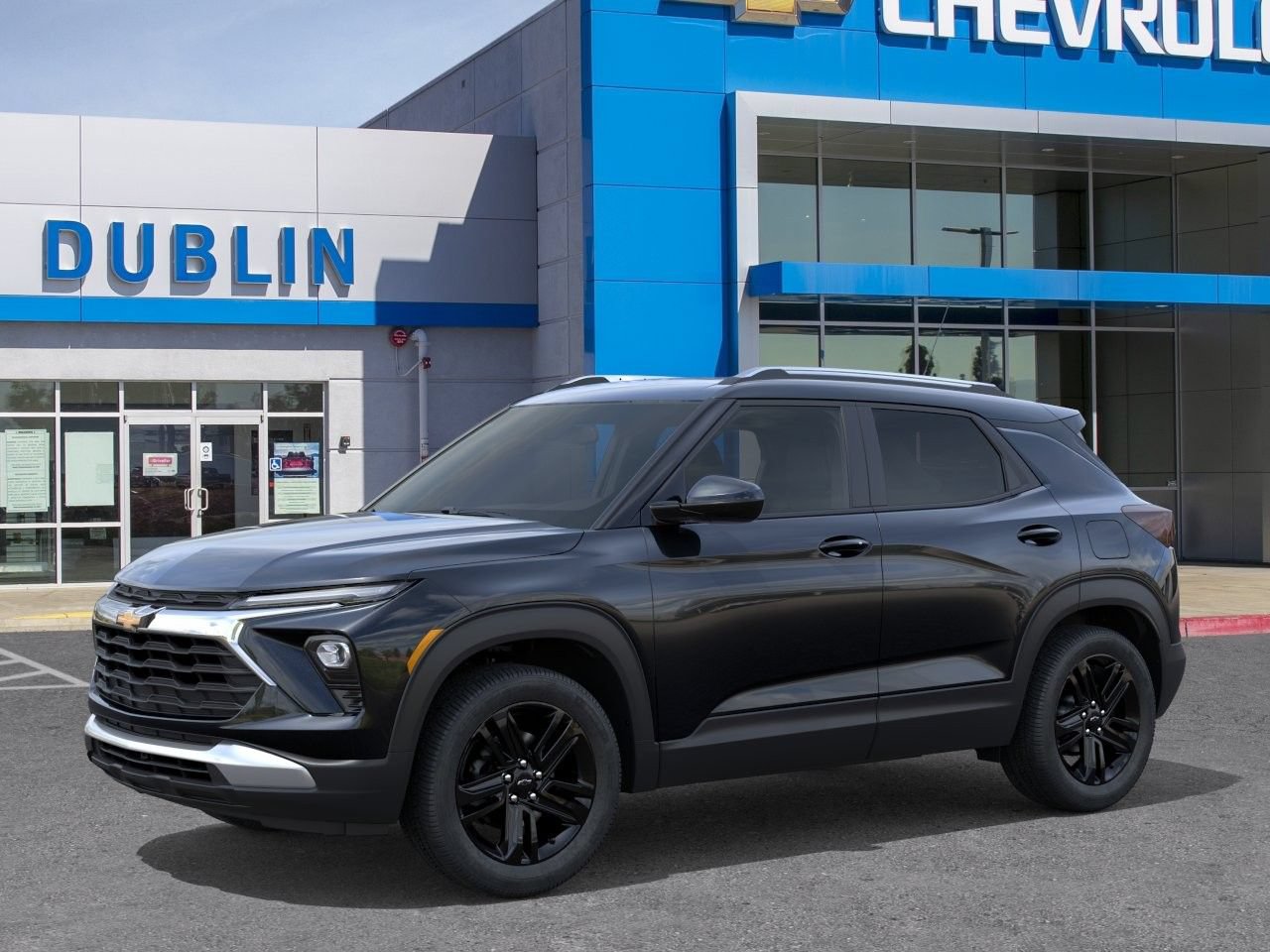 New 2026 Chevrolet TrailBlazer LT w/ Convenience Package FWD image 3