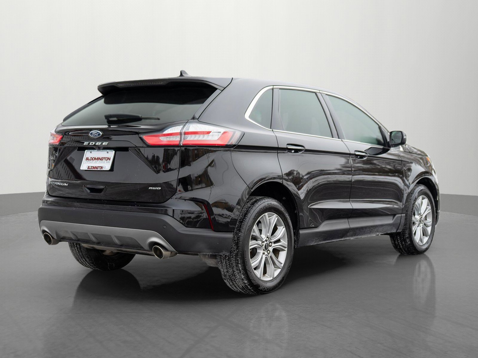 Used 2024 Ford Edge Titanium AWD/4WD image 7