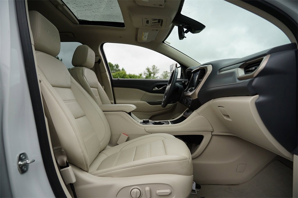 Used 2023 GMC Acadia Denali w/ Denali Ultimate Package image 12