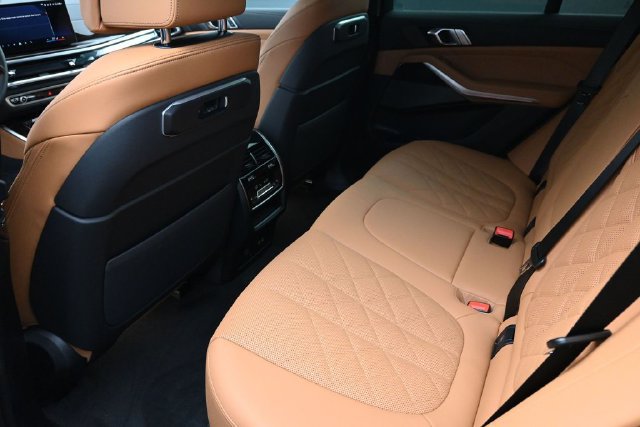 New 2026 BMW X5 xDrive50e AWD/4WD image 22