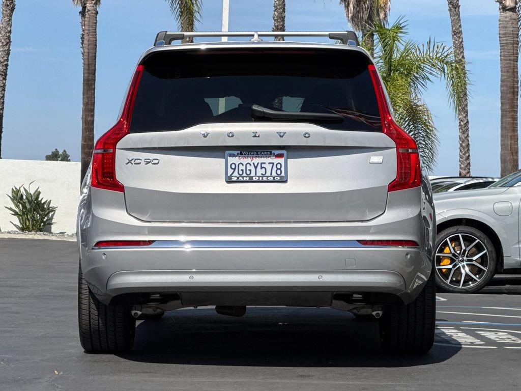 Certified 2024 Volvo XC90 T8 Plus AWD/4WD image 4