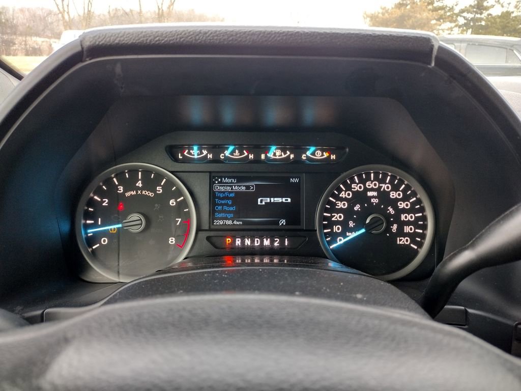 Used 2019 Ford F150 XLT w/ Trailer Tow Package image 21