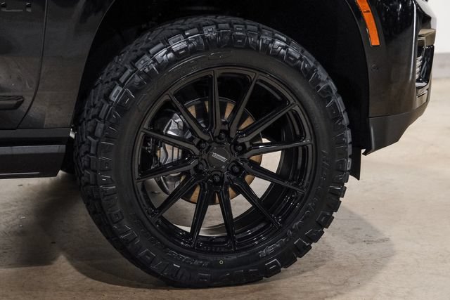 Used 2026 GMC Yukon Denali w/ Sun & Power Step Package AWD/4WD image 24