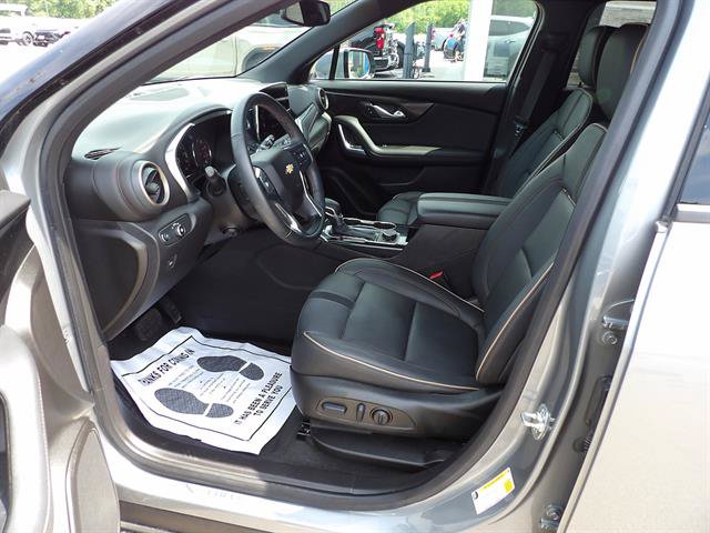 Certified 2024 Chevrolet Blazer Premier w/ Enhanced Convenience Package AWD/4WD image 15