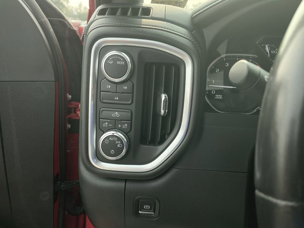 Certified 2022 GMC Sierra 3500 SLE w/ X31 Off-Road Package AWD/4WD image 11