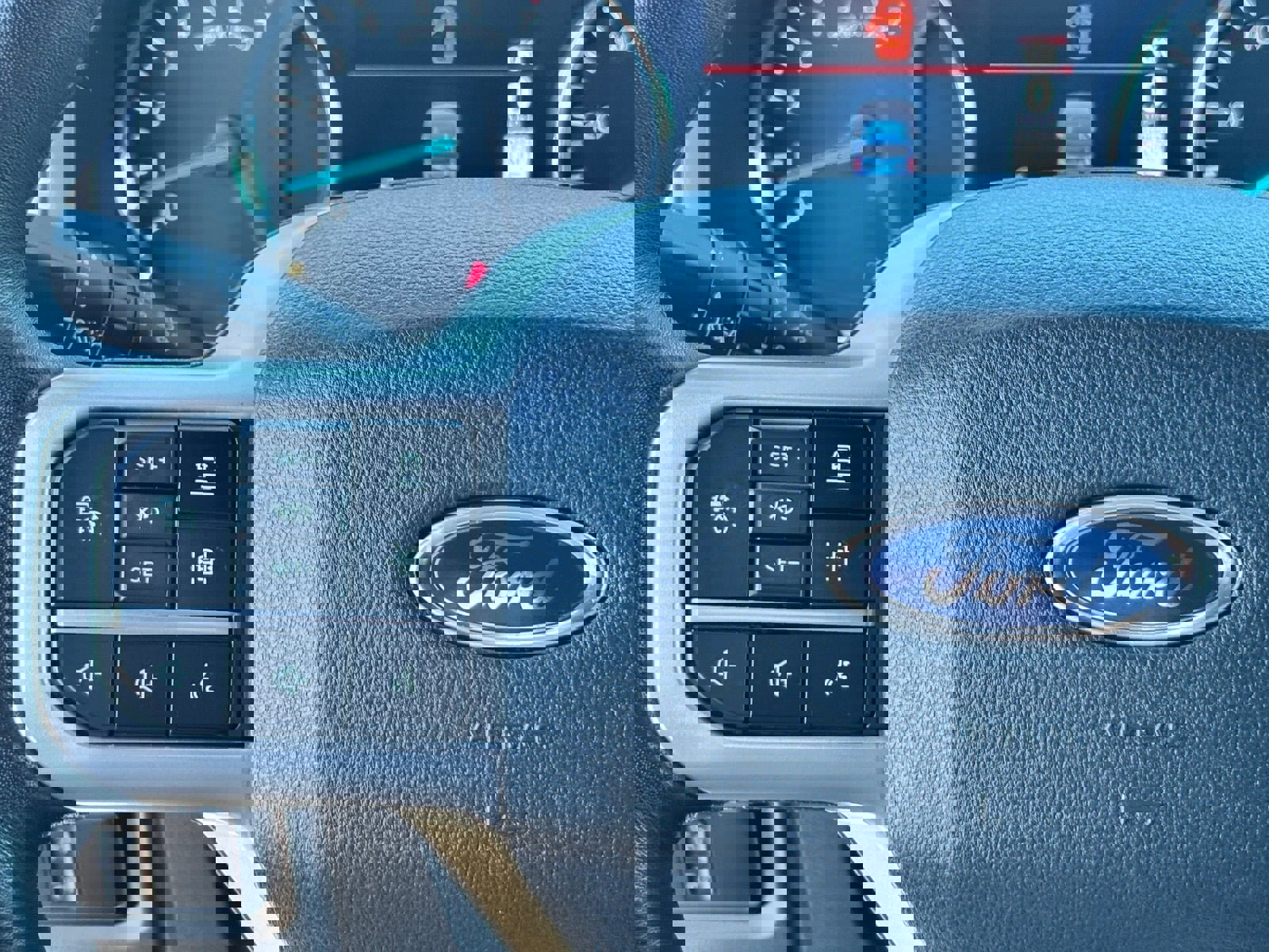 Used 2024 Ford Expedition Limited image 20