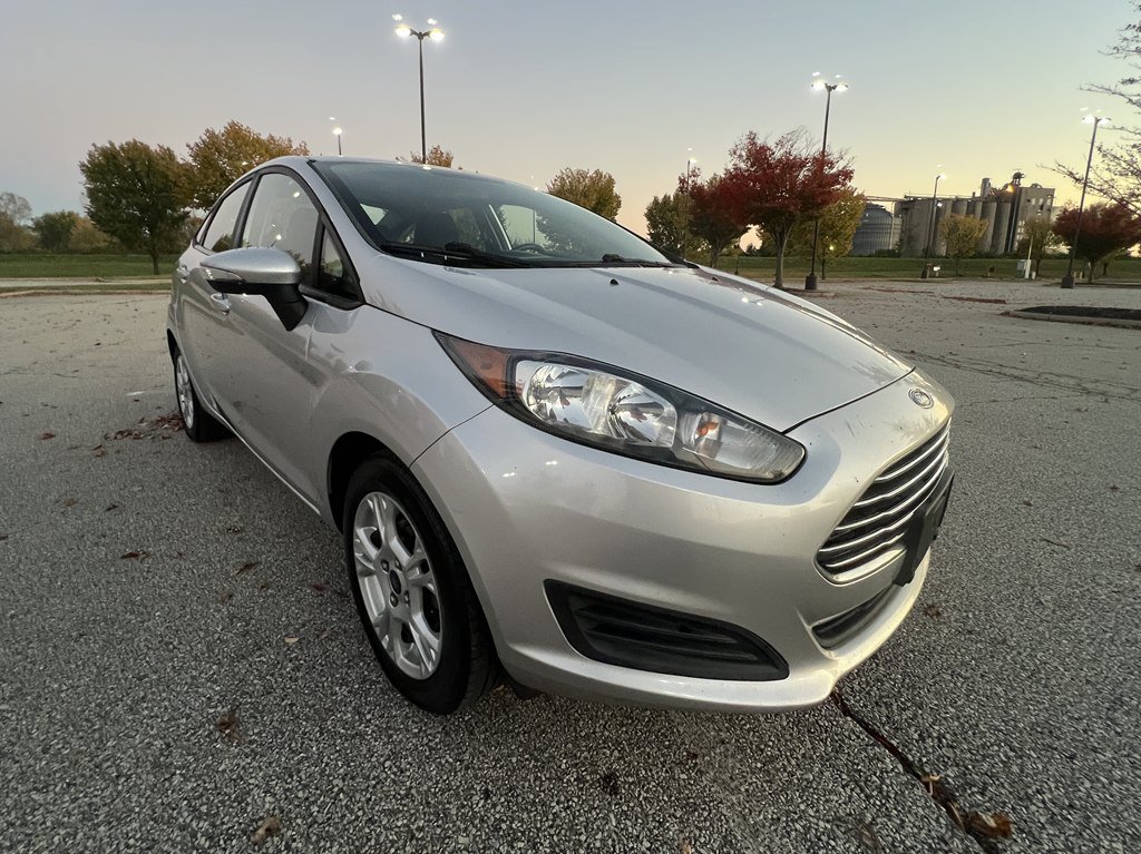 Used 2015 Ford Fiesta SE FWD image 7