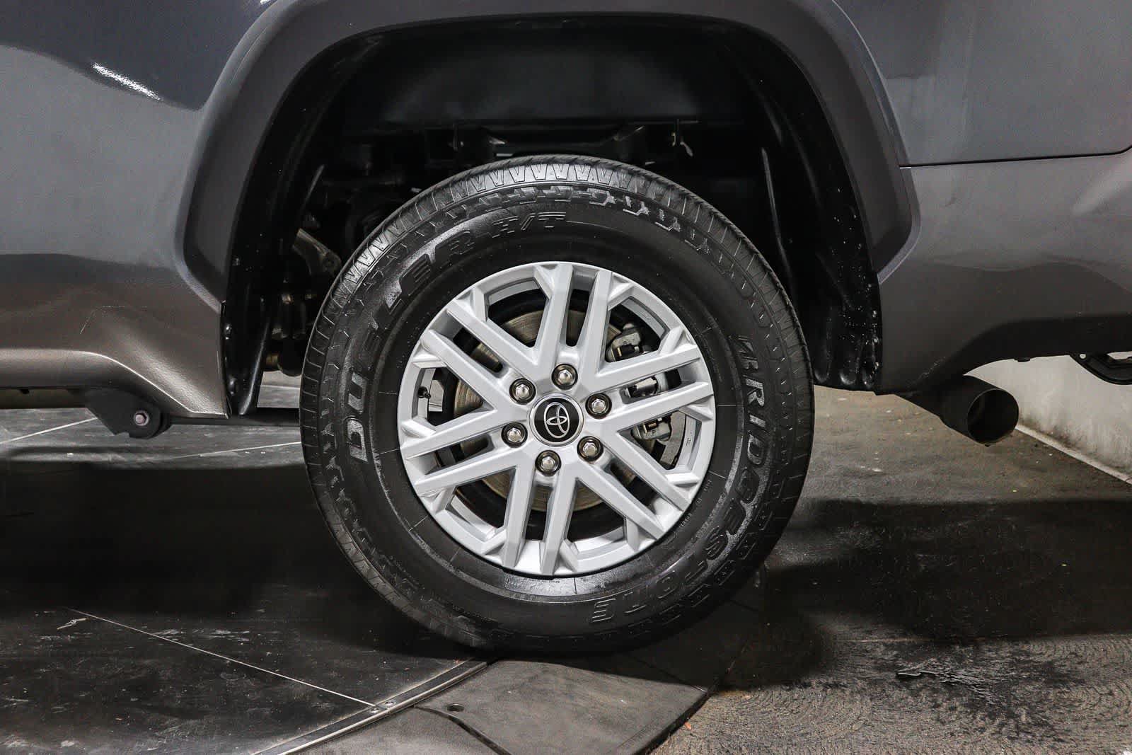 Used 2024 Toyota Tundra SR5 w/ SR5 Premium Package AWD/4WD image 7