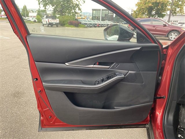 New 2025 MAZDA CX-30 AWD 2.5 S w/ Select Sport Pkg image 11