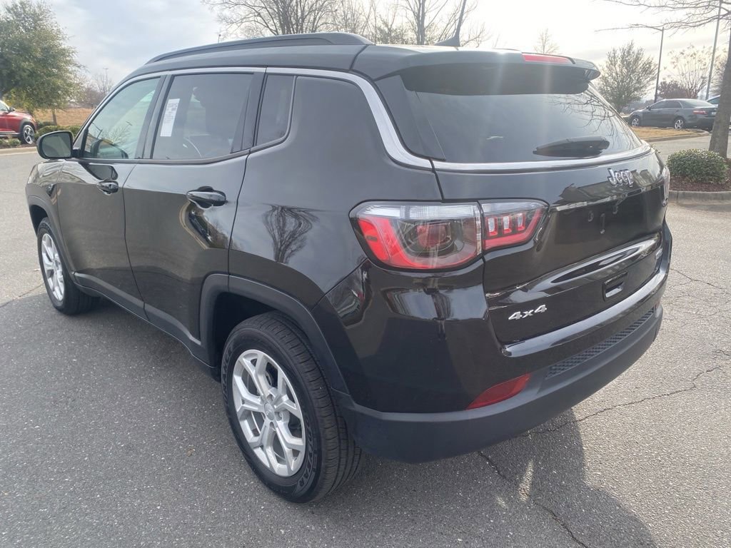 Used 2024 Jeep Compass Latitude image 5