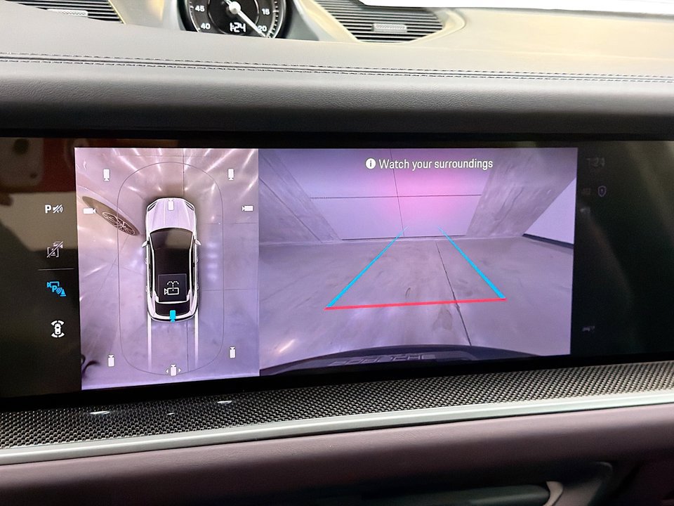 New 2026 Porsche Cayenne Coupe AWD/4WD image 17