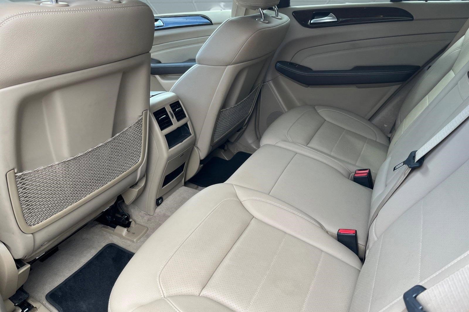 Used 2015 Mercedes-Benz ML 350 4MATIC image 7