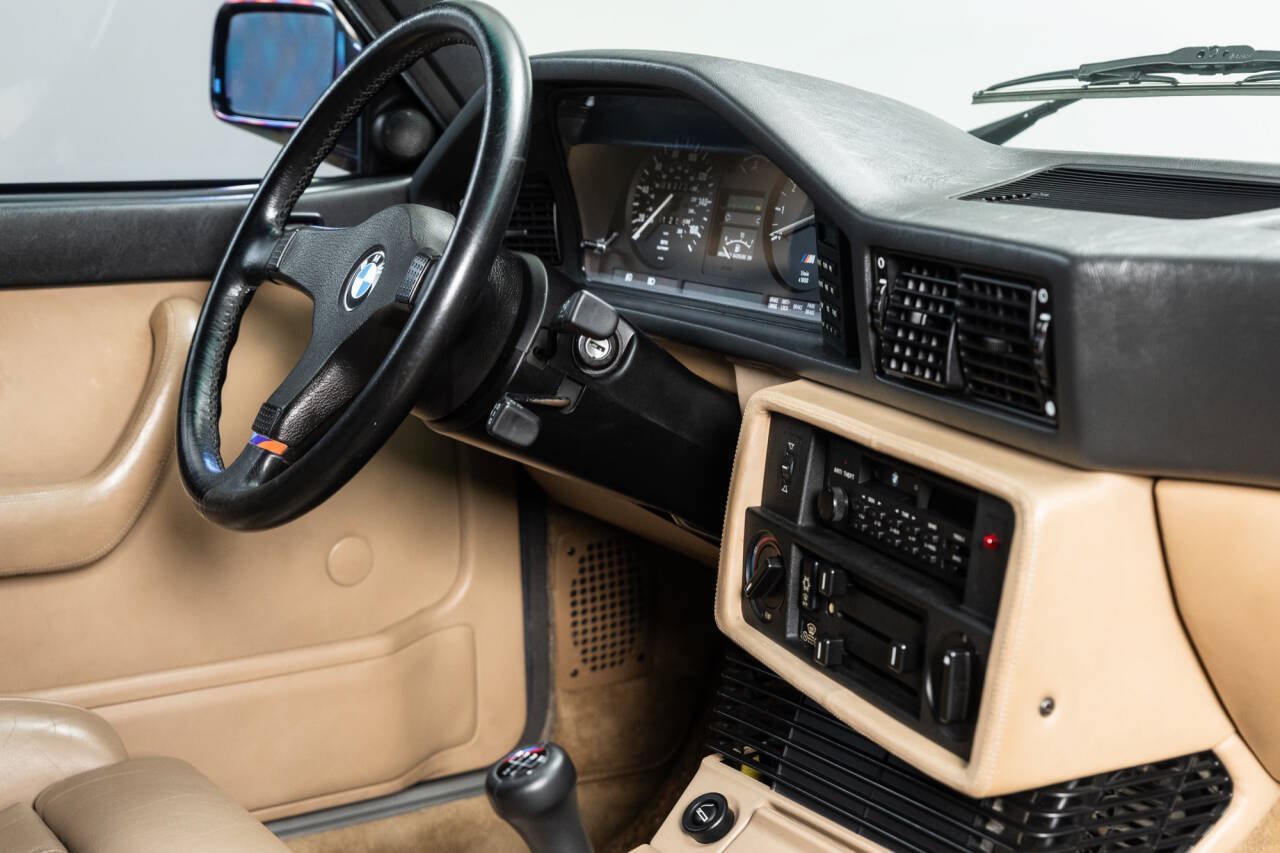 Used 1988 BMW M5 RWD image 39