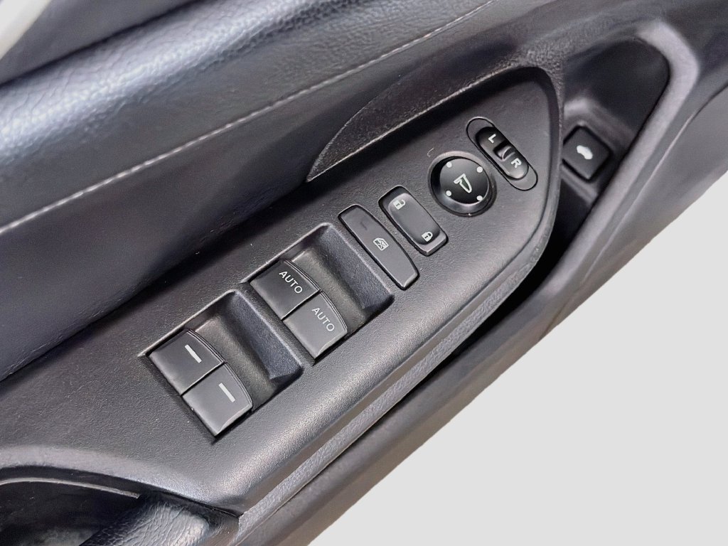 Used 2020 Honda Civic EX-L image 18