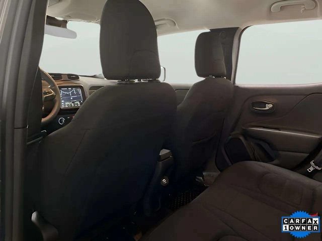 Used 2022 Jeep Renegade Latitude AWD/4WD image 19