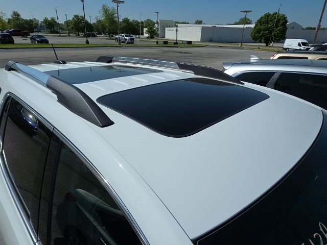 Used 2019 GMC Acadia Denali w/ Technology Package AWD/4WD image 7